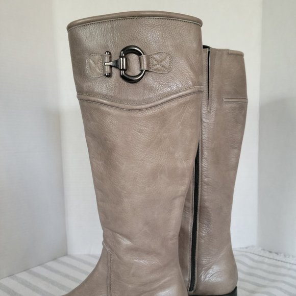 Browns Couture Made in Italy Grey Zip Boots - Picture 2 of 8